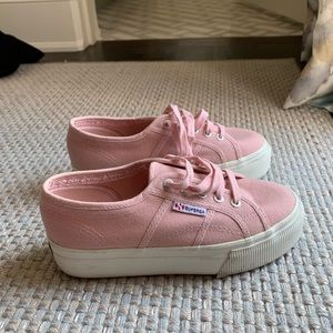 SUPERGAS WORN ONCE size 37